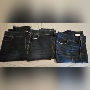 3 pairs of Lane Bryant capris/pedals sz 22